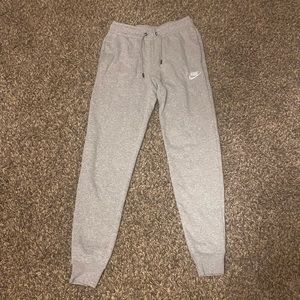 Grey Nike sweat pants